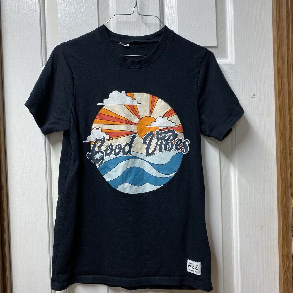 kids t shirt Used Size 8-10 Wezc Good Vibes
